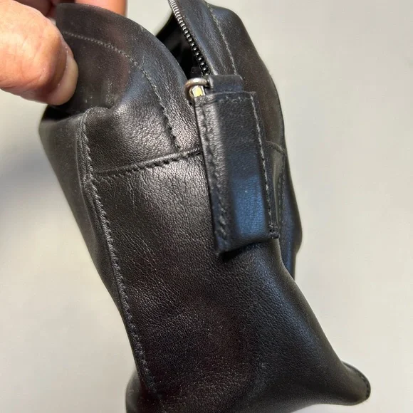 Ferragamo side bag good condition in and out